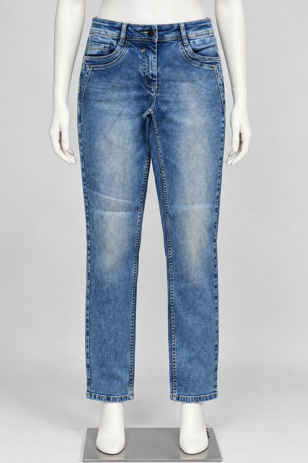 WOMEN SLIM FIT JEAN`S ST 13