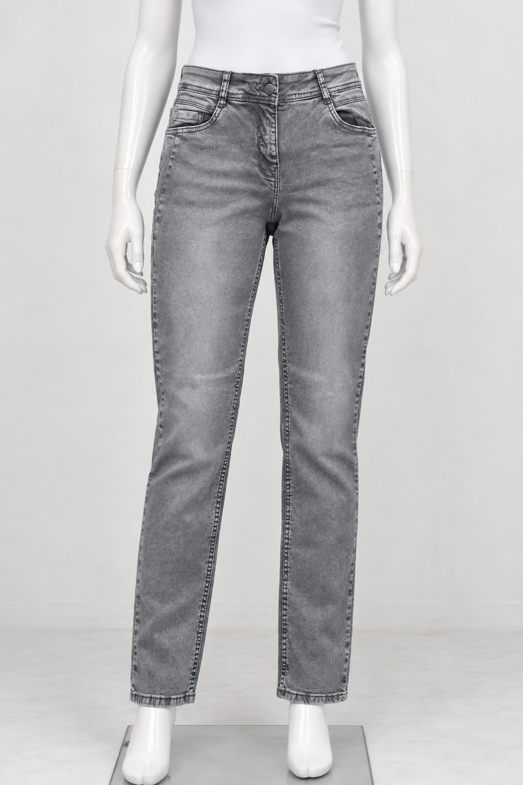 WOMEN SLIM FIT JEAN`S ST 16