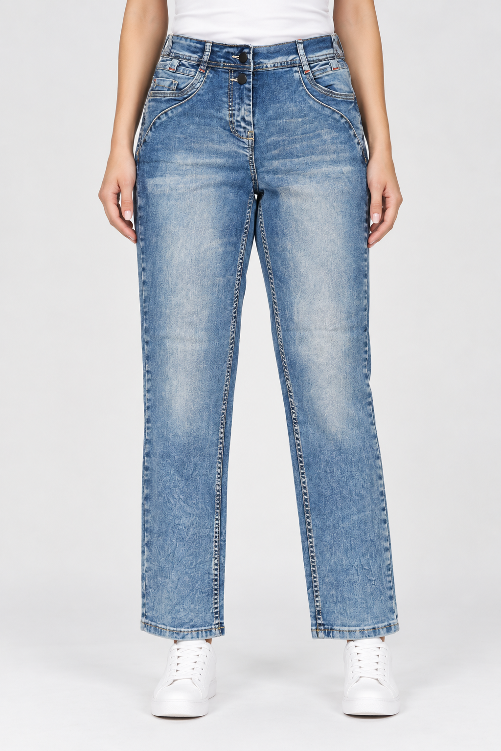 WOMEN SLIM FIT JEANS`S  ST 50